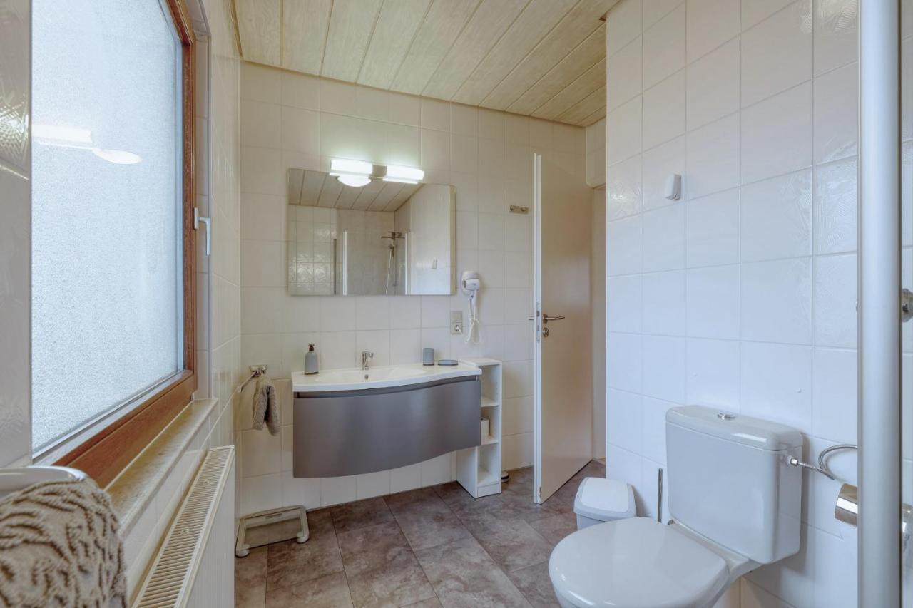 Seepark Kirchheim Ferienhaus Bei Anne Mit Sauna מראה חיצוני תמונה